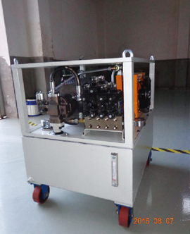 Hydraulic cutting machine supporting the use of pump station